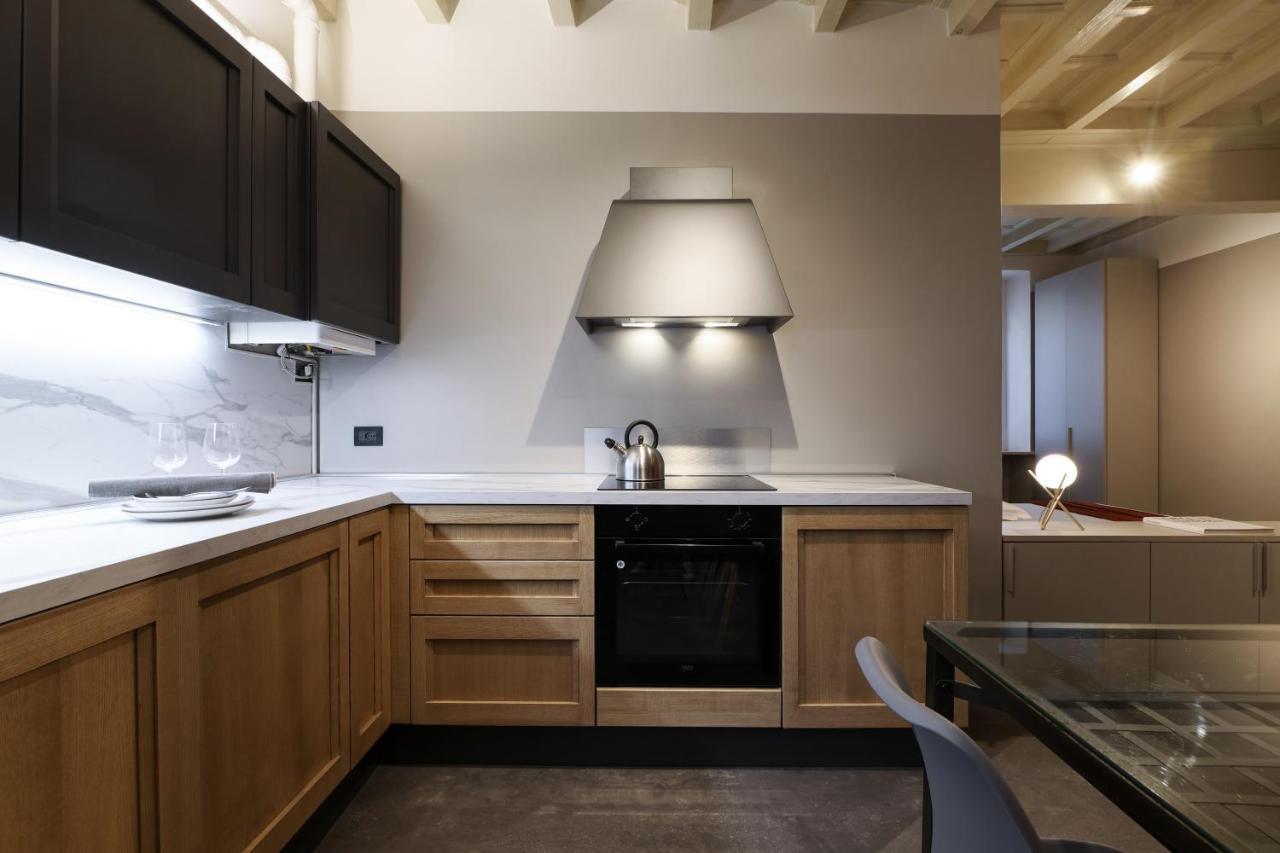 Contempora - Ampio Monolocale Medici 7 * Milano
