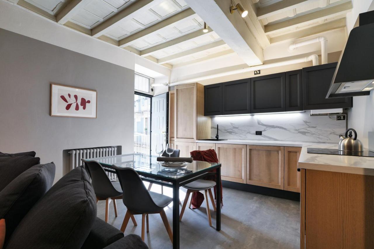 Contempora - Ampio Monolocale Medici 7 * Milano