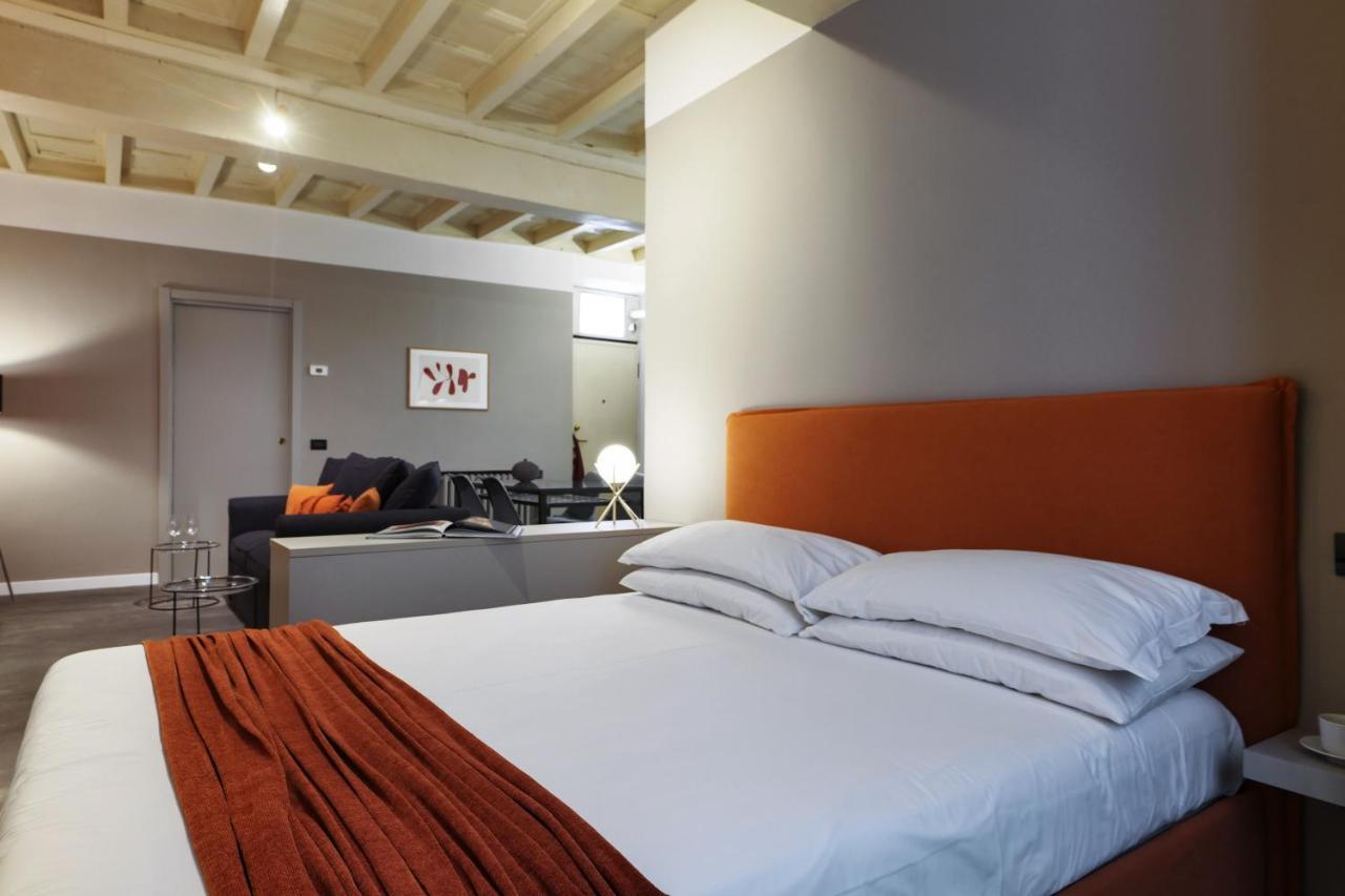 Contempora - Ampio Monolocale Medici 7 Milano